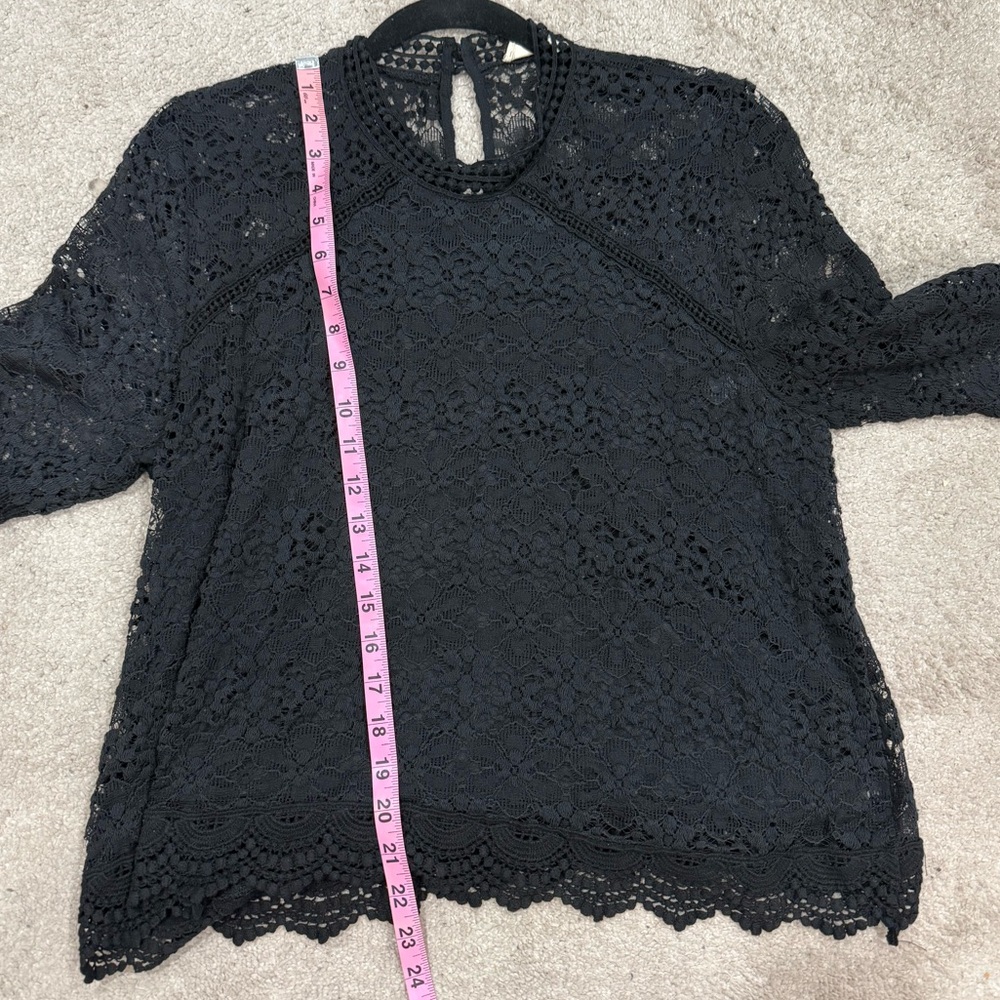 Black Long Sleeve Eyelet Blouse - Picture 6 of 7